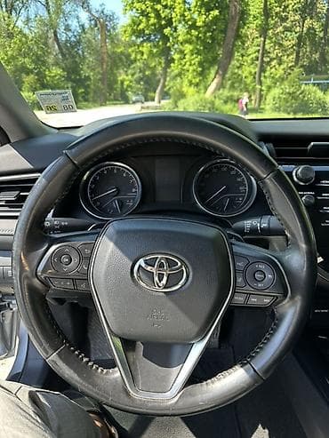 Toyota Camry: 2019 г., 2.5 л, Автомат, Бензин, Седан — 8