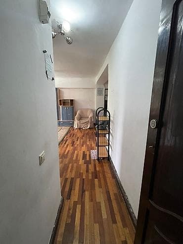 кыймылсыз мүлк: 70 м², Эмереги менен — 7