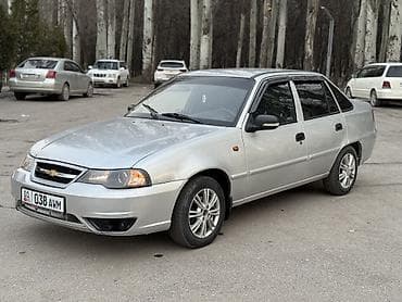 Унаа сатуу: Daewoo Nexia: 2010 г., Кол менен иштөөчү — 4