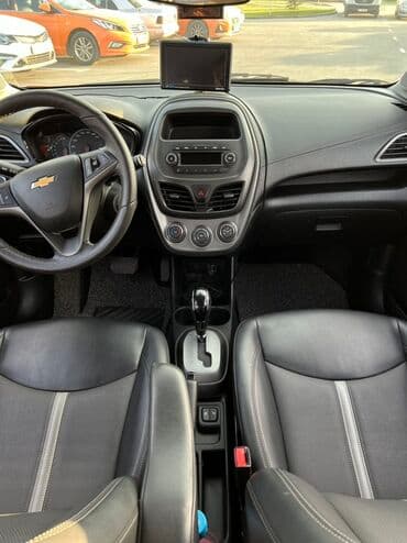 продаю авто с последующим выкупом: Chevrolet Spark: 2019 г., 1 л, Вариатор, Бензиновая, Хэтчбэк — 6