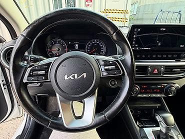 mazda cronos: Kia K3: 2021 г., 1.6 л, Бензин, Седан — 6