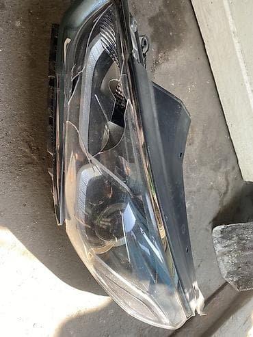 Автозапчасти: Передняя левая фара Hyundai 2019 г., Б/у, Оригинал — 1