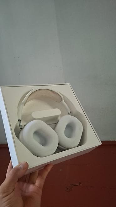 Стол компьютерлери жана комлектөөчүлөр: Наушники Apple AirPods Max (цвет: серебристый) в комплекте с Smart — 1