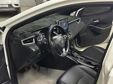 Продажа авто: Toyota Corolla: 2019 г., 1.8 л, Автомат, Гибрид, Седан — 7