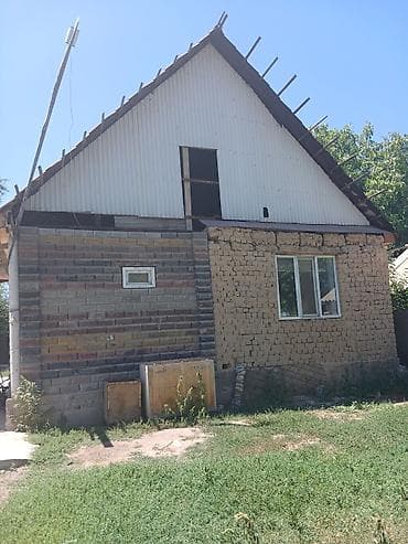 Продажа домов: Продается дом большой участок с забором в нутри 4 комнаты город Кара - — 4