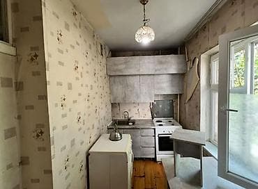 5: 1 комната, 34 м², 5 мкр 105 серия, 1 этаж — 3