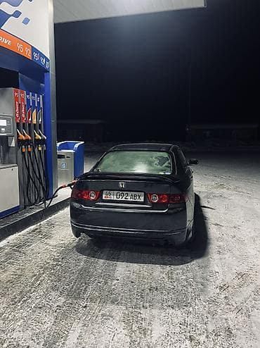 Honda Accord: 2004 г., 2 л, Автомат, Бензин, Седан