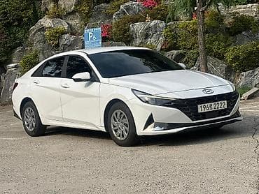 geely e5: Hyundai Avante: 2022 г., Седан — 3