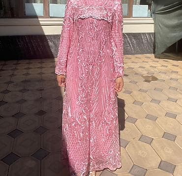 плащ палатка купить: Розовое платье в пол с длинными рукавами Состояние 10/10 - Цвет — 1