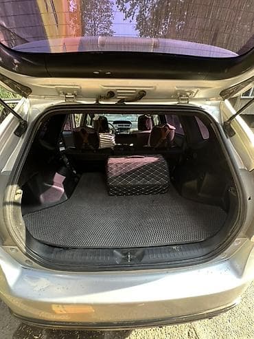 Toyota Prius V: 2015 г., 1.8 л, Автомат, Гибрид, Универсал — 7
