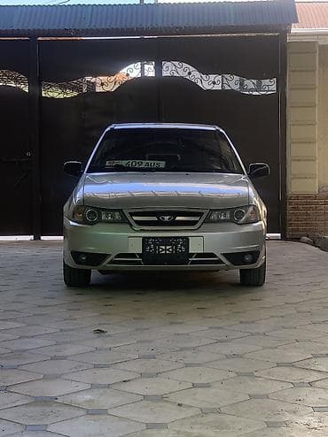 Транспорт: Daewoo Nexia: 2008 г., 1.6 л, Кол менен иштөөчү, Бензин, Седан — 1