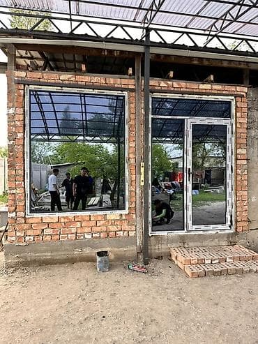 витражи: Алюминиевое окно на заказ, Тип окна: Витражные, Мансардные, Панорамные, Декоративные особенности: Декоративный переплет, Бесплатная установка, В рассрочку — 5