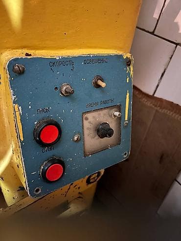 Для кафе, ресторанов: Тестомес Планетарный, 25 кг, Россия, Б/у — 2