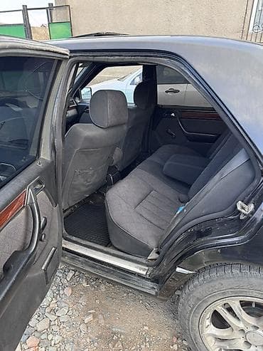 дом калеса: Mercedes-Benz W124: 1995 г., 2.2 л, Механика, Бензин, Седан — 3
