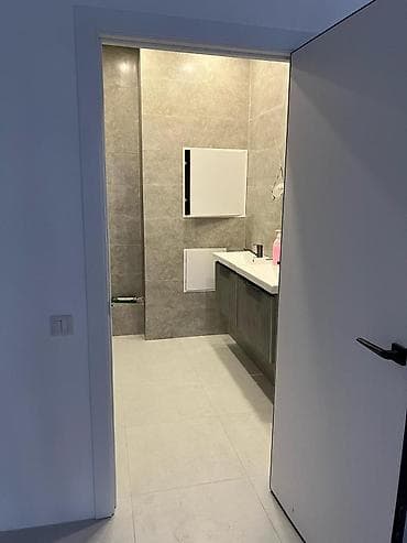 Квартиры: Продажа офисов 179 м², С ремонтом, Без мебели, 2 этаж — 5