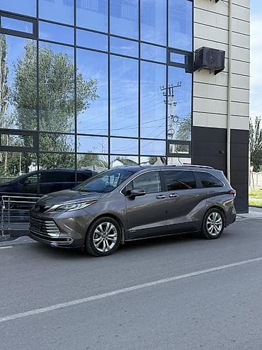 Продажа авто: Toyota Sienna: 2021 г., 2.5 л, Автомат, Бензин, Минивэн — 1
