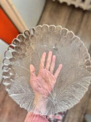 купить посуду: Продаю: 1.Салфетница( состояние новой) 2.Пепельница -150 с 3.Бокалы — 26