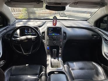 Продажа авто: Chevrolet Volt: 2013 г., 1.5 л, Автомат, Гибрид, Хэтчбэк — 7