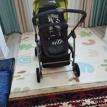 трехколесные прогулочные коляски: Коляска, цвет - Коричневый, Б/у — 8