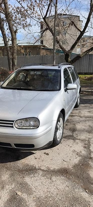 124 универсал: Volkswagen Golf: 2002 г., 2 л, Автомат, Бензин, Универсал — 1