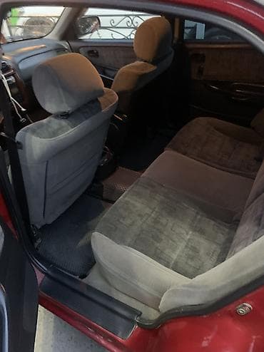 mitsubishi спейс стар: Mazda 626: 1998 г., 2 л, Механика, Бензин, Хэтчбэк — 7
