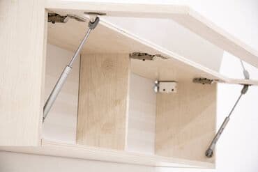 сервант и книжный шкаф: Книжный шкаф, Новый, ЛДСП — 4