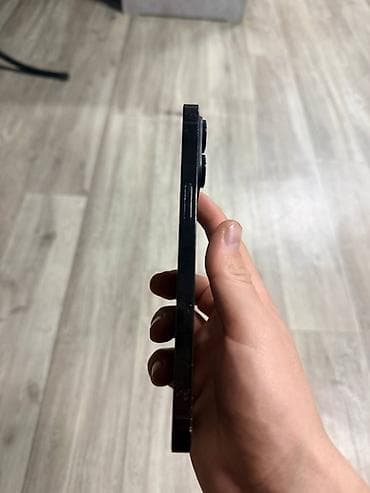 проектор для мобильного телефона: IPhone 14 Pro Max, Б/у, Черный — 4