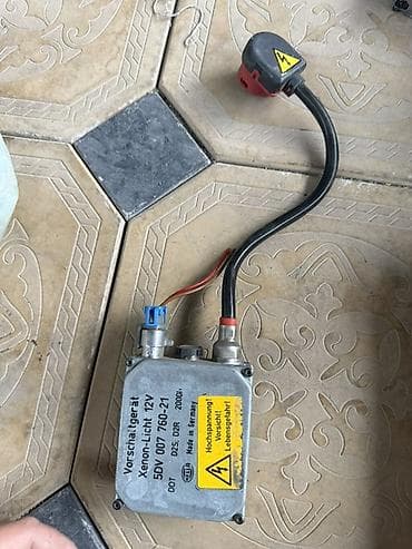 Блоки розжига ксенона Hella 5DV 007 760-21 (12V) - Оригинальные at lalafo.kg Блоки розжига ксенона Hella 5DV 007 760-21 (12V) - Оригинальные