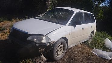 бити машина: Honda Odyssey: 2000 г., 2.3 л, Автомат, Бензин, Минивэн — 1