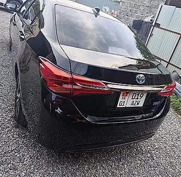 Продажа авто: Toyota Levin: 2019 г., 1.8 л, Электромобиль, Седан — 5