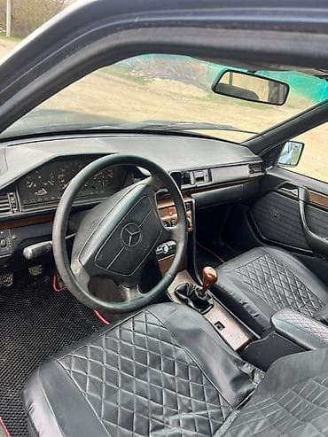 motor cycle: Mercedes-Benz W124: 1990 г., 2.3 л, Бензин, Седан — 6