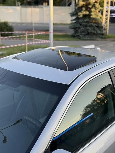 Toyota Camry: 2012 г., 2.5 л, Автомат, Гибрид, Седан — 10