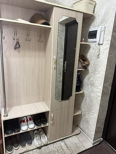 Отопление и нагреватели: Гарнитур для прихожей, Б/у, Шкаф, ДСП, Самовывоз, цвет - Бежевый — 1