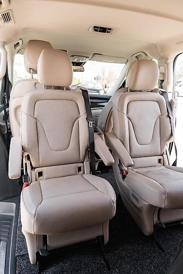 i bus: Минивэн, Пункт назначения: Аэропорт Манас, Количество мест: 7, Лицензия №: 242073 — 3