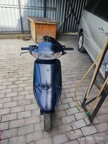 скутер dio: Скутер Honda (модель из линейки Dio/Today, карбюраторный 2T/4T класс — 3