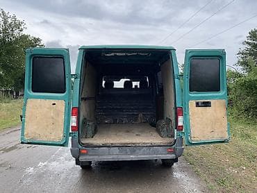 атбашы авто: Жеңил жүк ташуучу унаа, Mercedes-Benz, Стандарт, 1,5 т, Колдонулган — 6