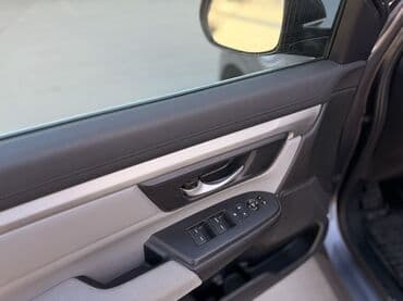 продаю в связи с переездом: Honda CR-V: 2017 г., 2.4 л, Автомат, Бензиновая, Кроссовер — 10