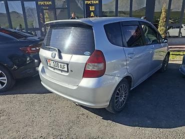 ключ на хонда фит: Honda Fit: 2002 г., 1.3 л, Автомат, Бензин, Хэтчбэк — 3