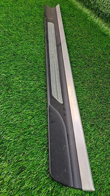 bmv e: Решетка радиатора BMW 2005 г., Б/у, Оригинал — 2