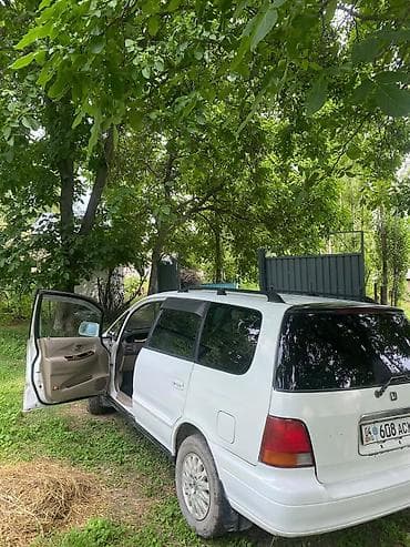 Продажа авто: Honda Odyssey: 1997 г., Универсал — 3