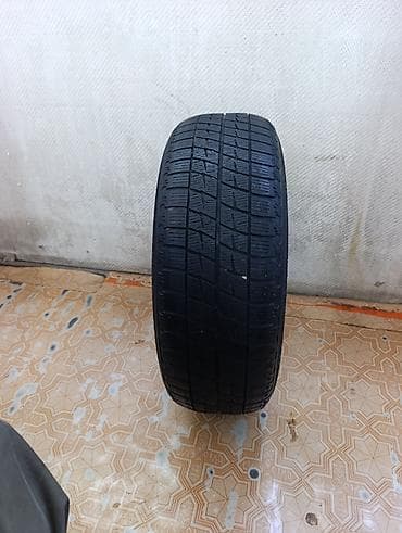 bridgeston: Шины 185 / 60 / R 15, Зима, Б/у, 1 шт, Легковые, Bridgestone — 1