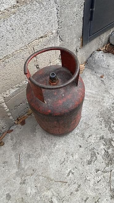 метан гас: Баллон газа (пропан/пропан‑бутан) - Материал: сталь. - Объем — 2