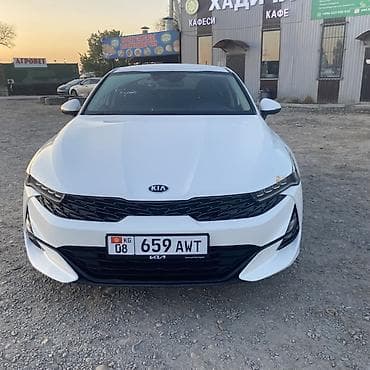 Kia K5: 2020 г., Седан