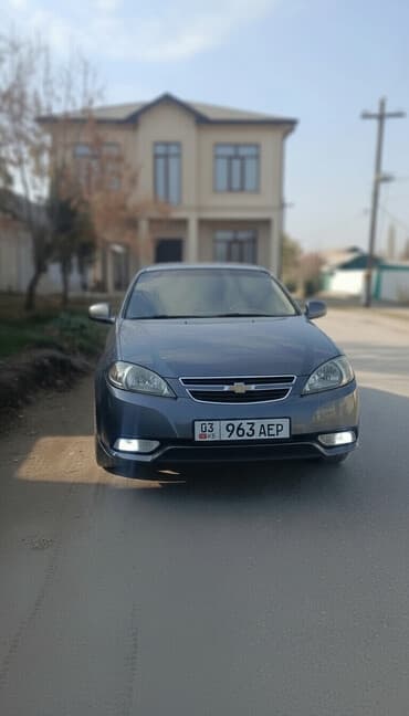Chevrolet Lacetti: 2015 г., 1.6 л, Механика, Бензиновая, Седан