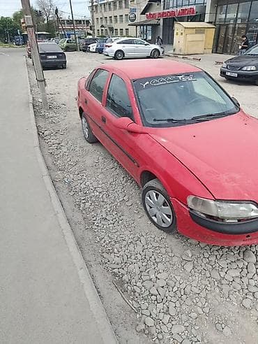 5: Opel Astra: 1996 г., Седан — 1