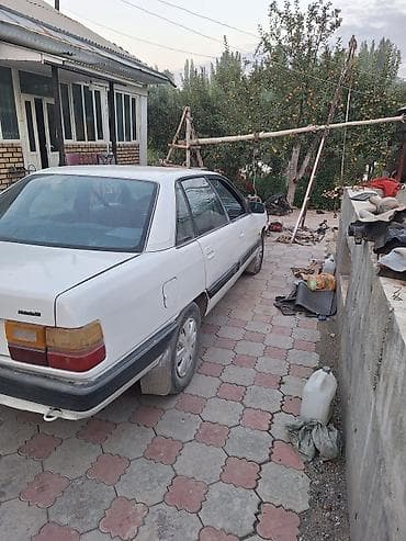 буксиры: Audi 100: 1986 г., 1.8 л, Механика, Бензин, Седан — 6