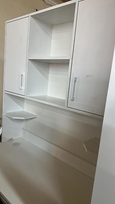 учебный стол: Компьютерный стол, С полками — 4