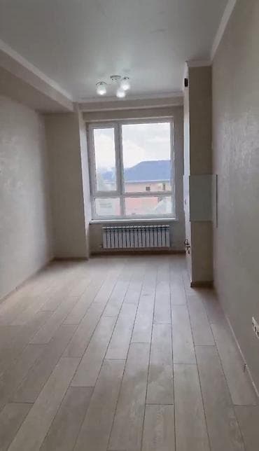 Квартиры: 2 комнаты, 41 м², Джал мкр (в т.ч. Верхний, Нижний, Средний) Индивидуалка, 3 этаж, Свежий ремонт — 4