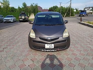 Toyota Ractis: 2006 г., Бензин, Хэтчбэк
