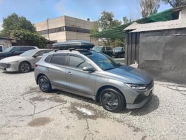 авто byd: BYD E2: 2024 г., Электромобиль, Хэтчбэк — 5